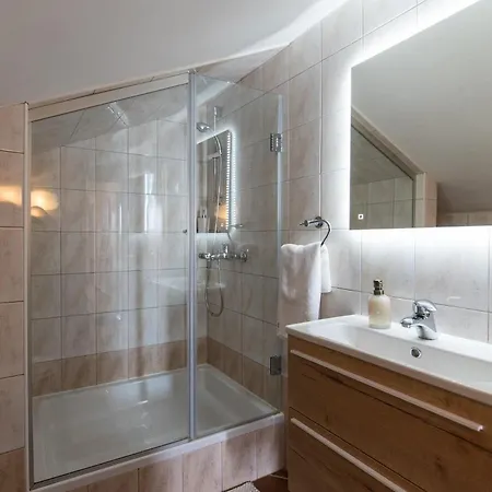 纳特力公寓别墅 公寓